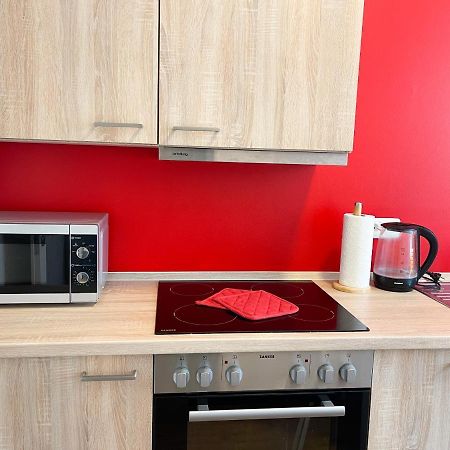 Praktisch & Modern - Voll Ausgestattetes Apartment Stolberg  Ngoại thất bức ảnh