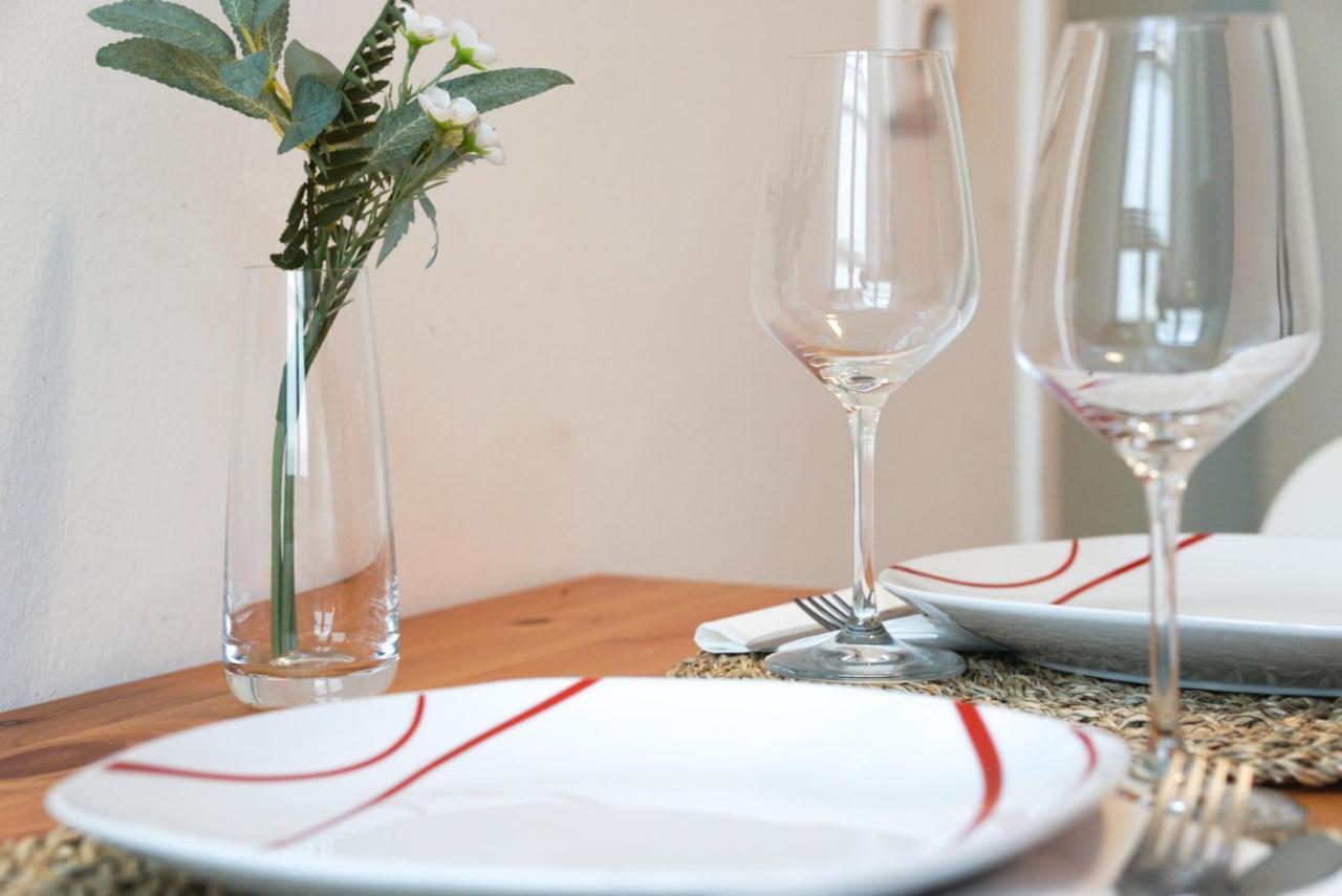 Praktisch & Modern - Voll Ausgestattetes Apartment Stolberg  Ngoại thất bức ảnh